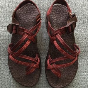 8.5 Maroon/Purple Double Strap Adjustable Chacos
